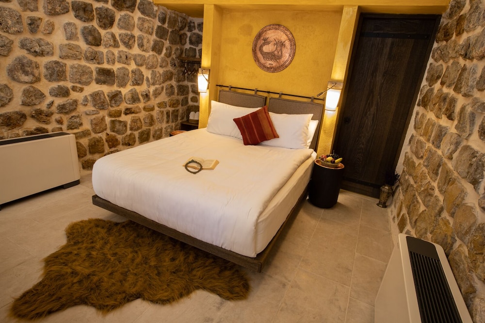 Mirsoum Hotel 3/34