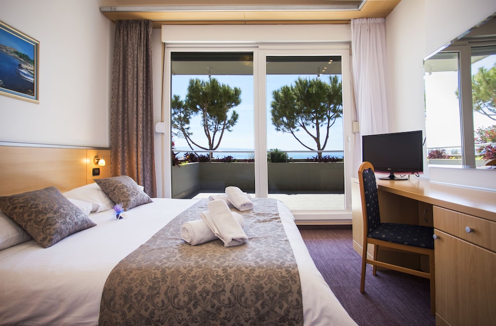 FAMILY SUITE, TERRACE