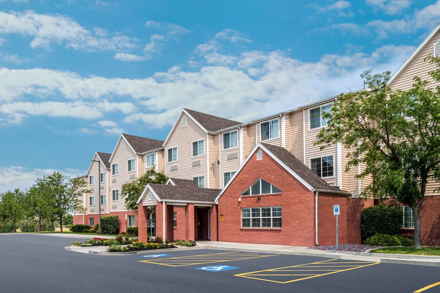 Microtel Inn & Suites By Wyndham Salt Lake City Airport 2/47