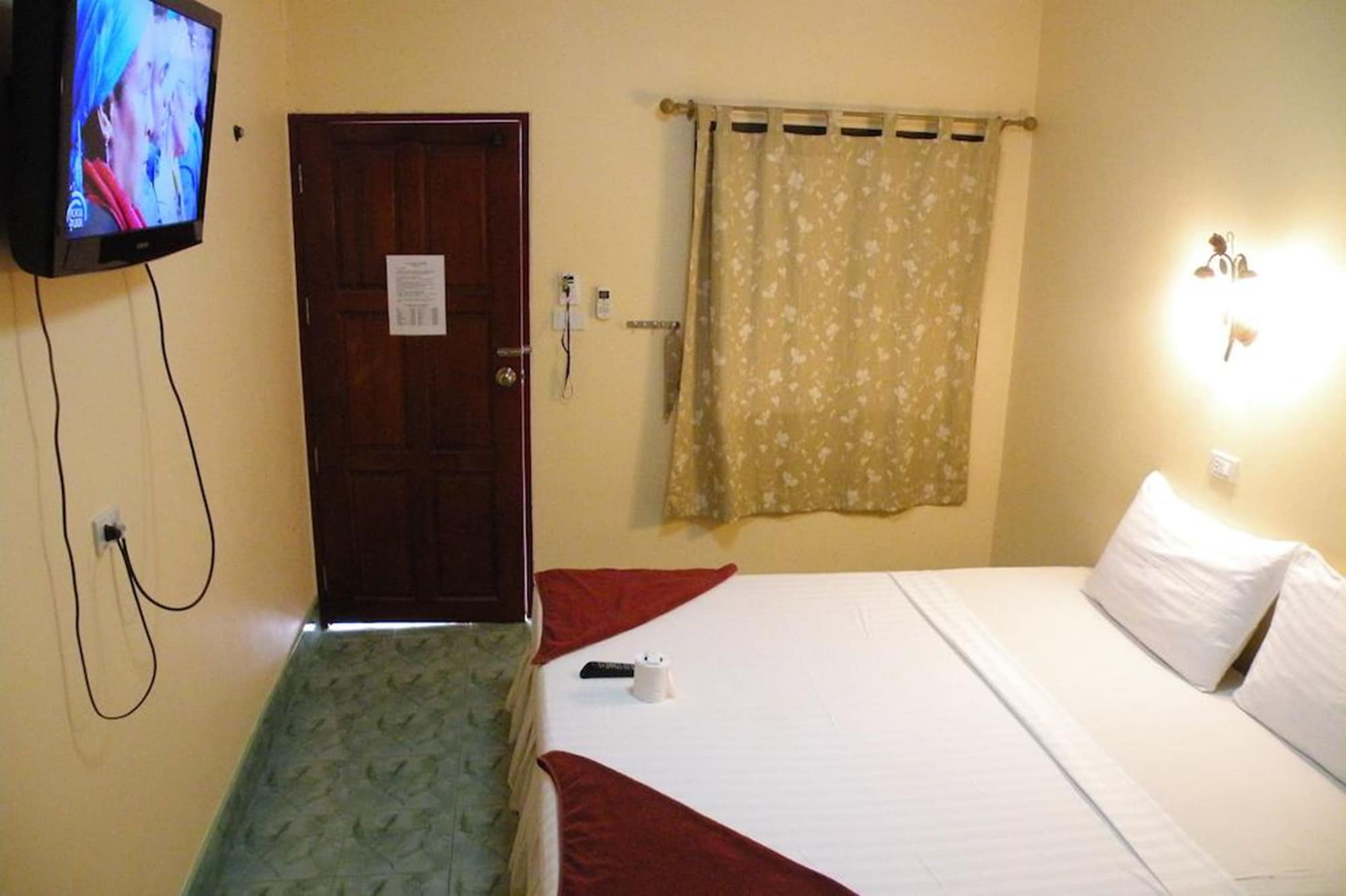 SUPERIOR, DOUBLE BED