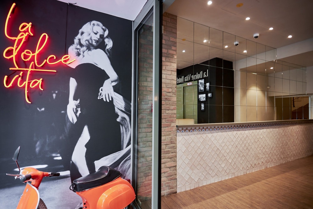 Hotel Gio 2/50