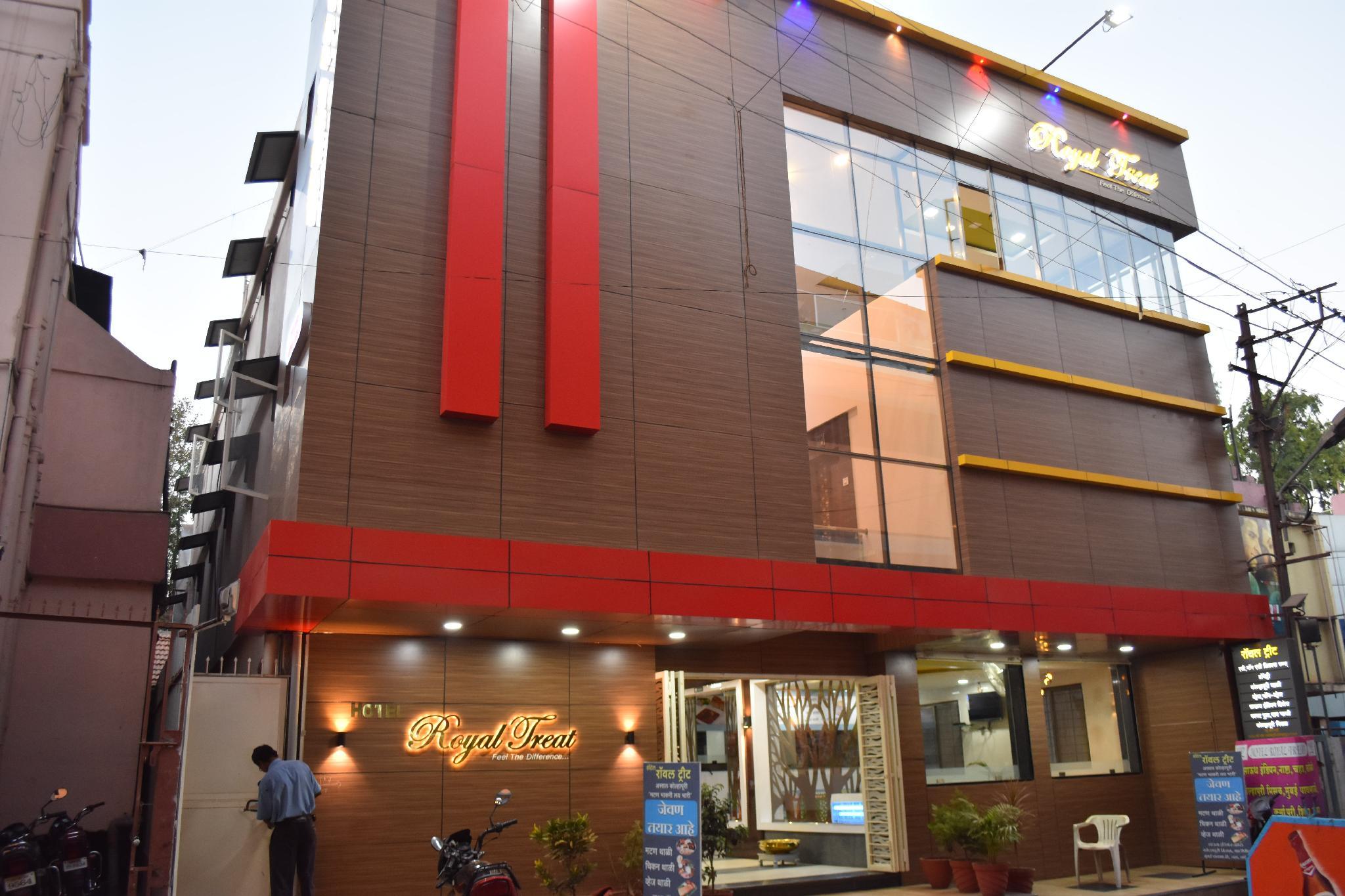 Hotel Royal Treat Kolahpur 2/21