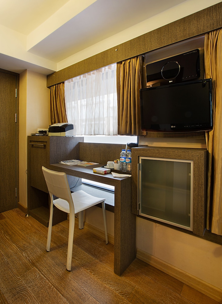 Jazz Hotel 61/70