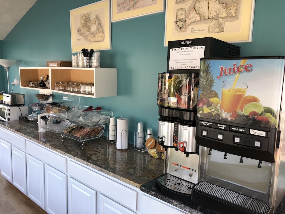 Seacoast Inn 29/36