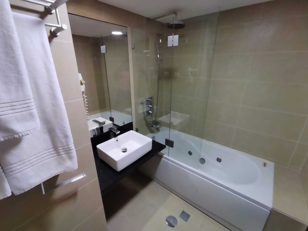 SKYNA HOTEL 42/45