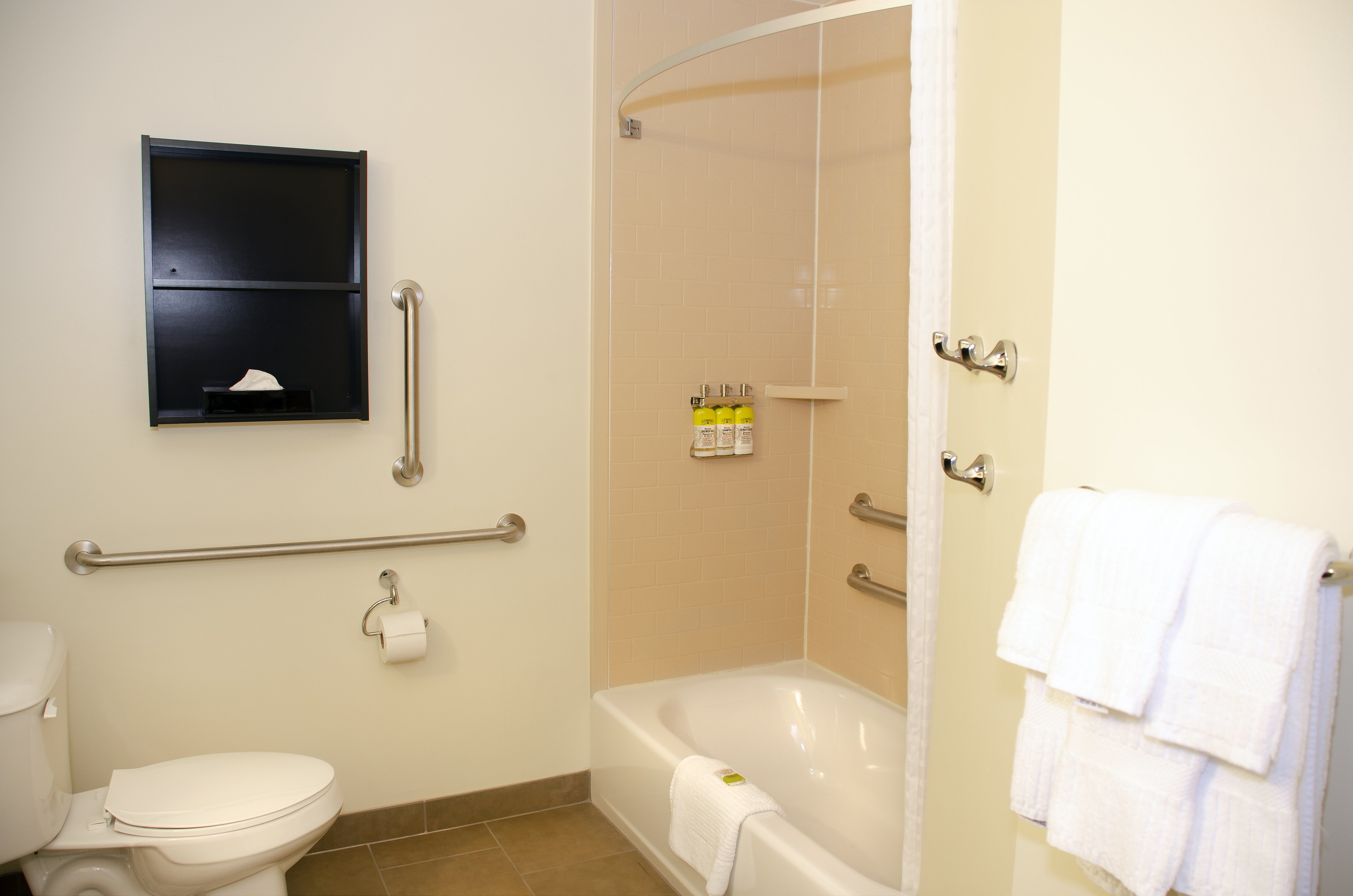 CANDLEWOOD SUITES LANCASTER WEST 30/31