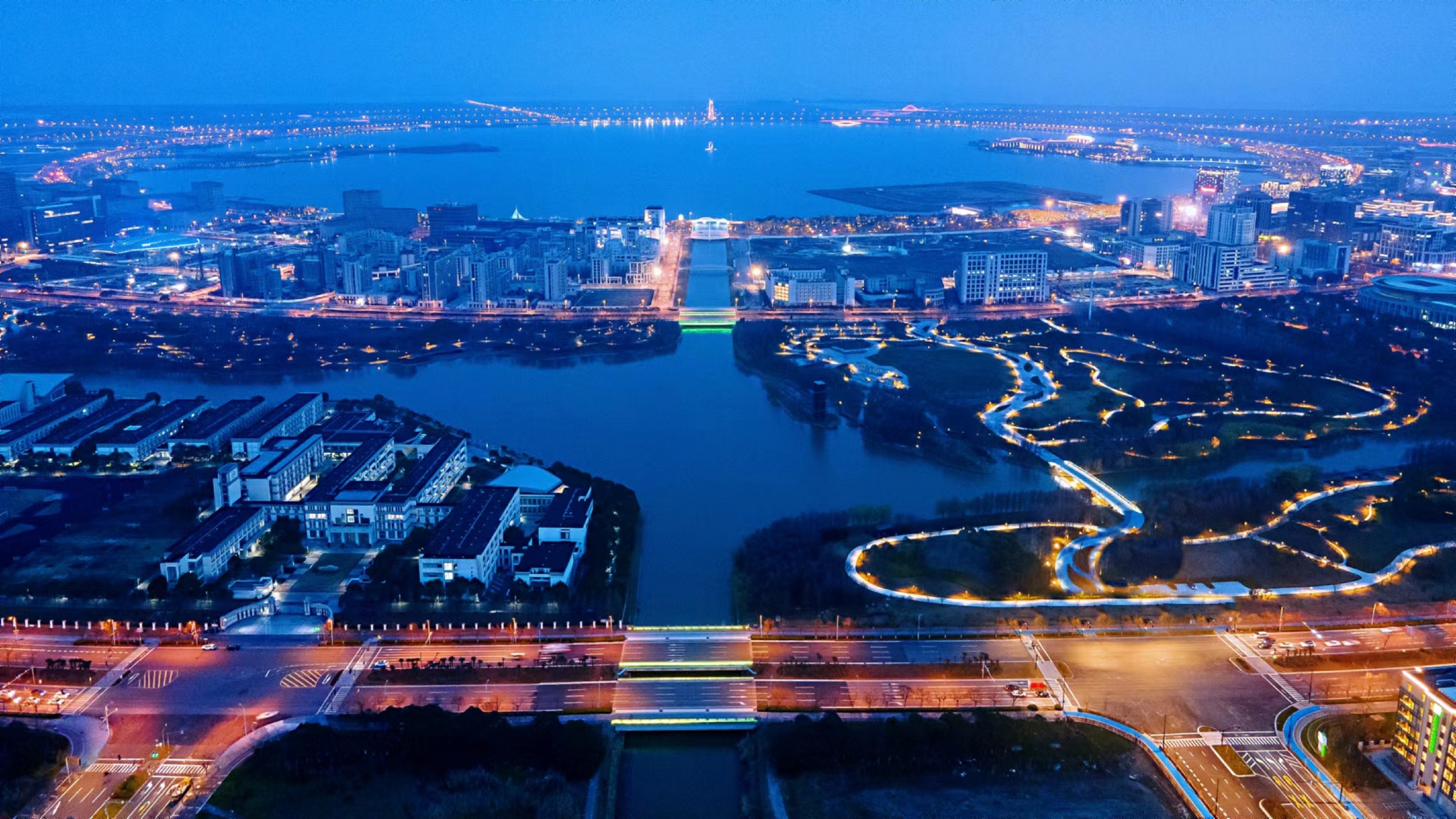Holiday Inn Shanghai Dishui Lake 47/50