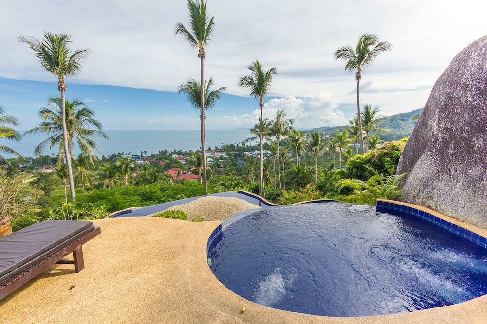 Seaview Paradise Beach & Mountain Villas 15/30