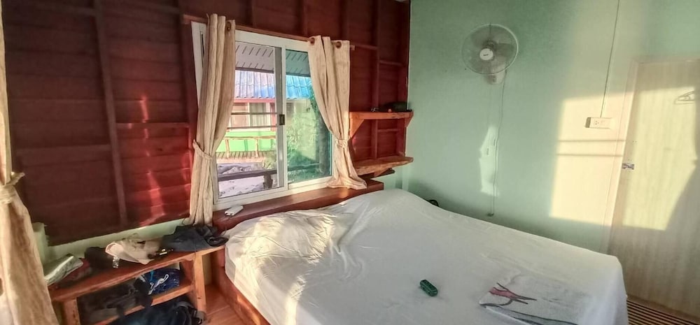 Koh Chang Resort Ranong 20/50