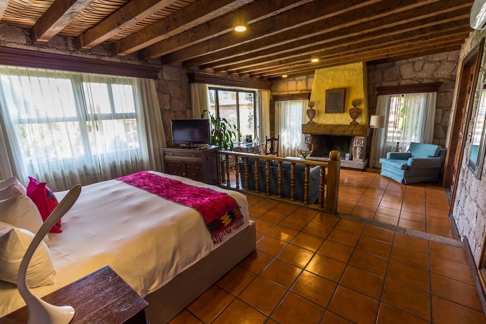 Villa Montana Hotel And Spa Boutique 34/70