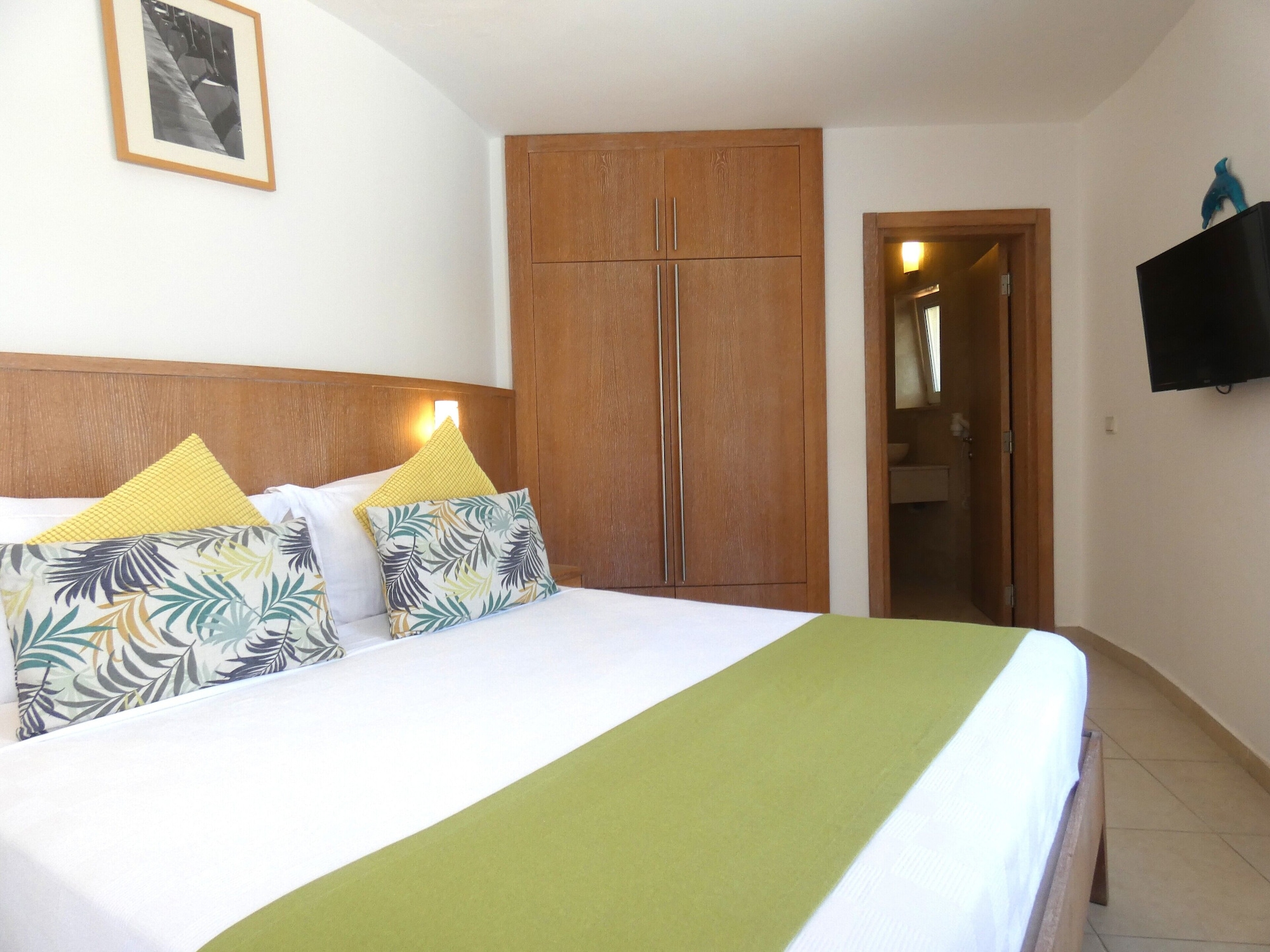 DELUXE, SUITE, PRIVATE POOL