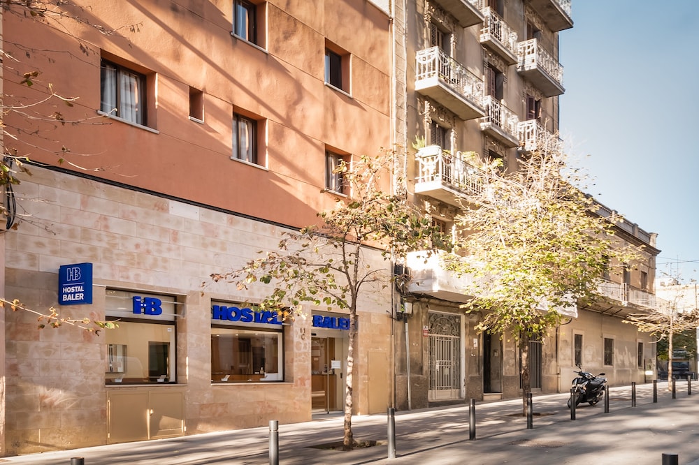 Hostal Baler 33/34
