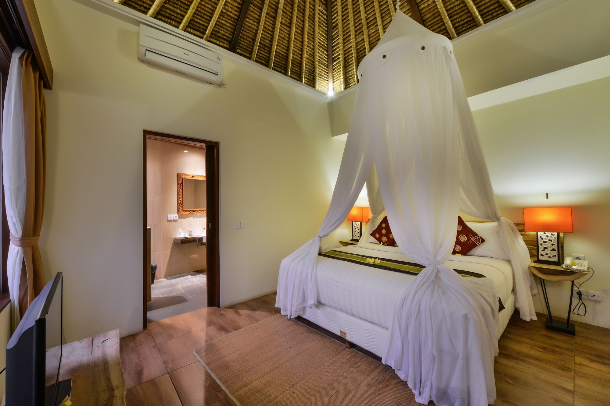 1 BEDROOM, DELUXE, VILLA