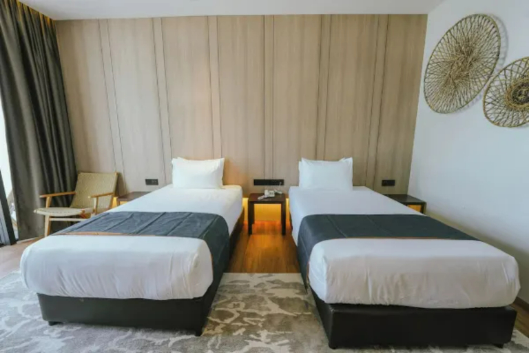 Room, Twin Beds, Sea View