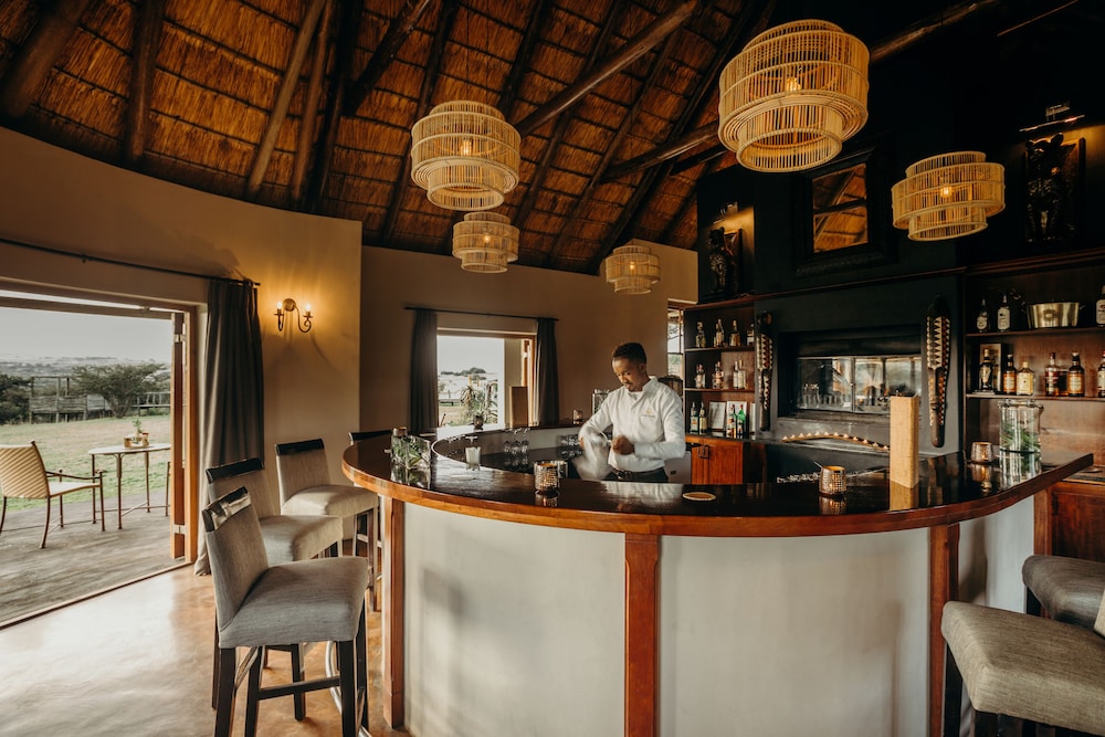Hlosi Game Lodge 53/73