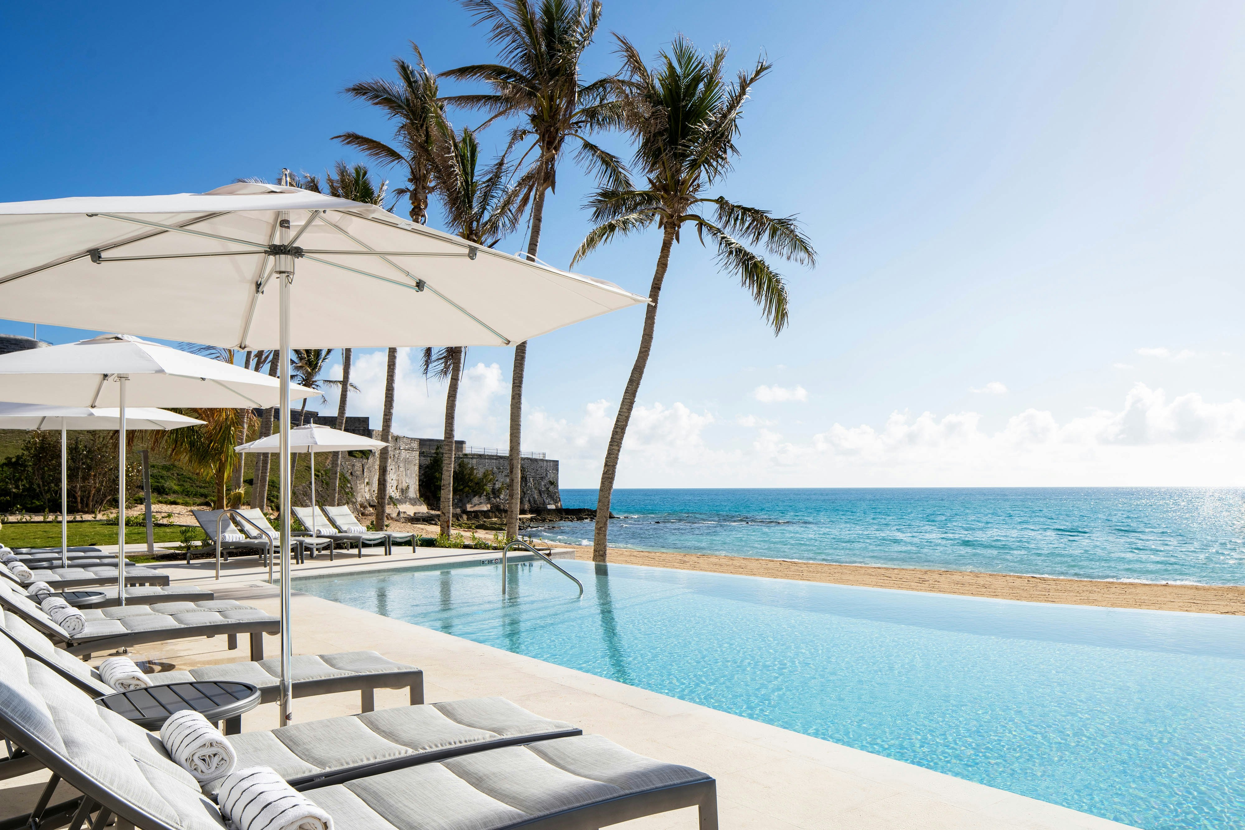 The St. Regis Bermuda Resort 25/29
