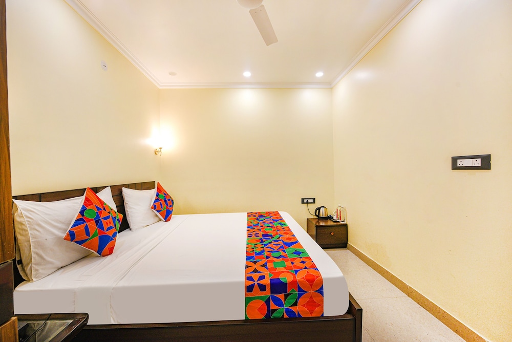 FabHotel Prime Apple Tree Residency, Sector 13 Dwarka, New Delhi 7/24