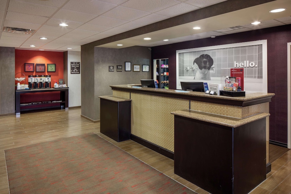 Lobby at Hampton Inn & Suites Austin Cedar Park-Lakeline, AUSTIN - TX