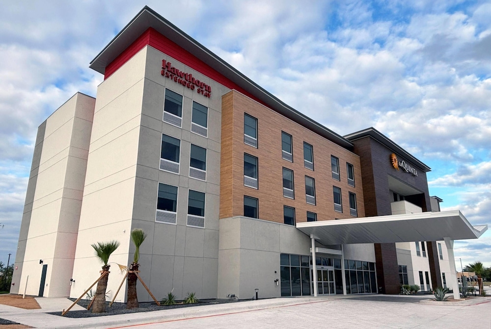 Hawthorn Extended Stay by Wyndham Eagle Pass 1/27