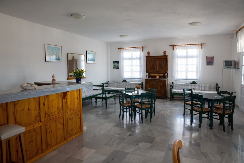 Arkas Inn 27/45
