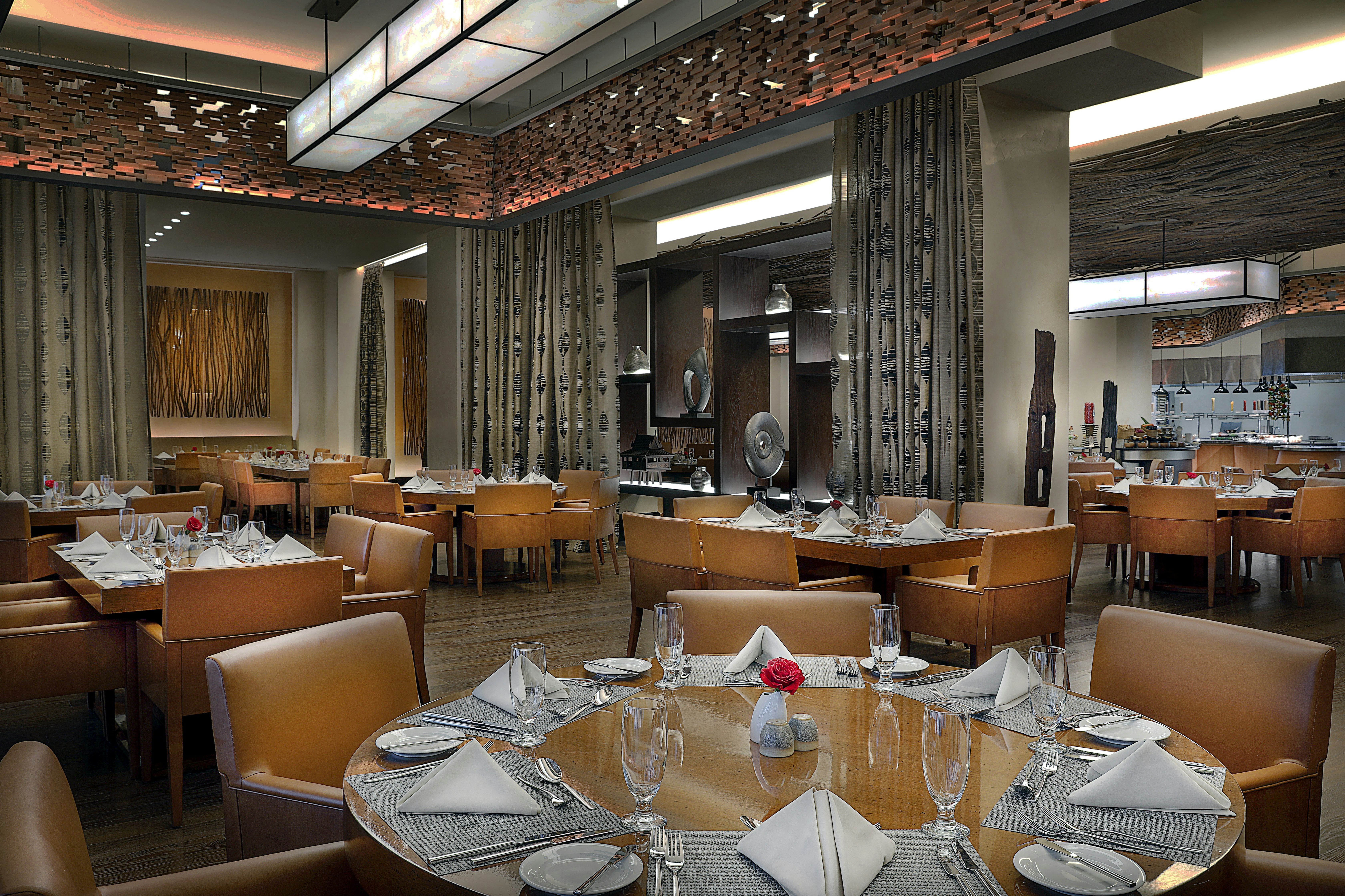 مكة هيلتون للمؤتمرات(Hilton Hotel & Convention Jabal Omar Makkah) 62/80