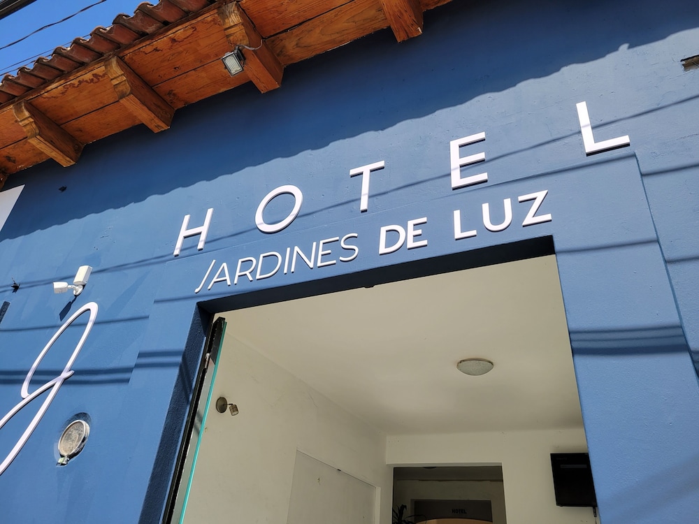 Hotel Jardines de Luz 2/49