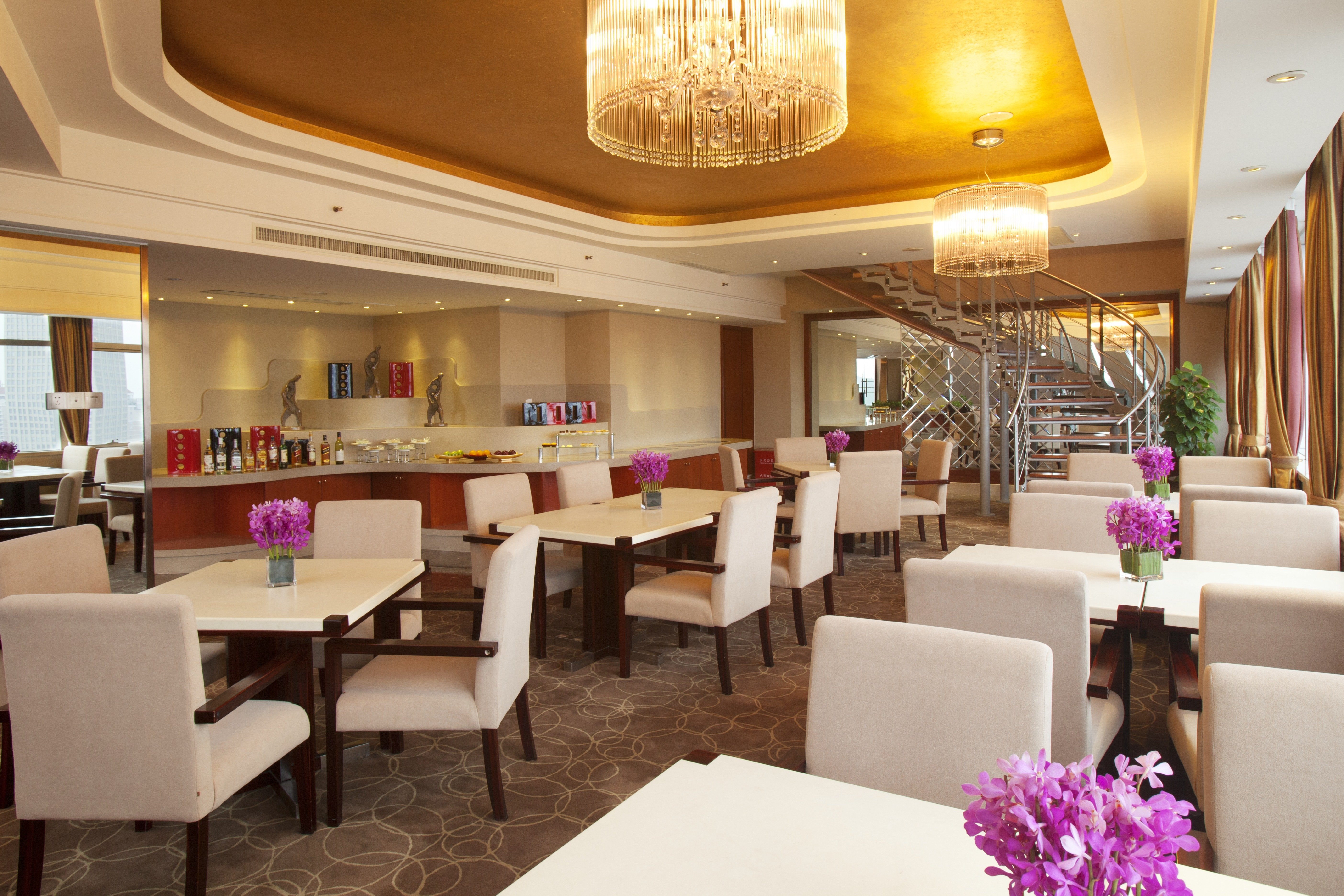 Holiday Inn Hangzhou Xiaoshan 38/50