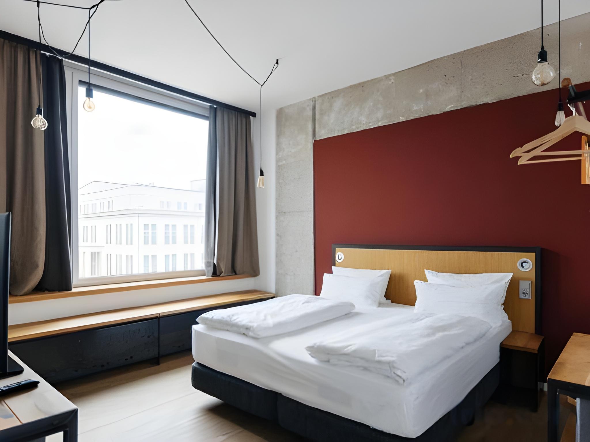 Superior, Studio, Suite, Apartment