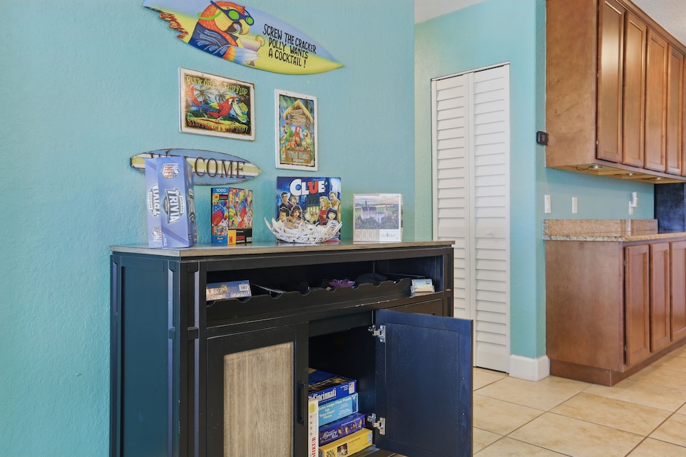 Coco Sands Beachside Cottages 11/63