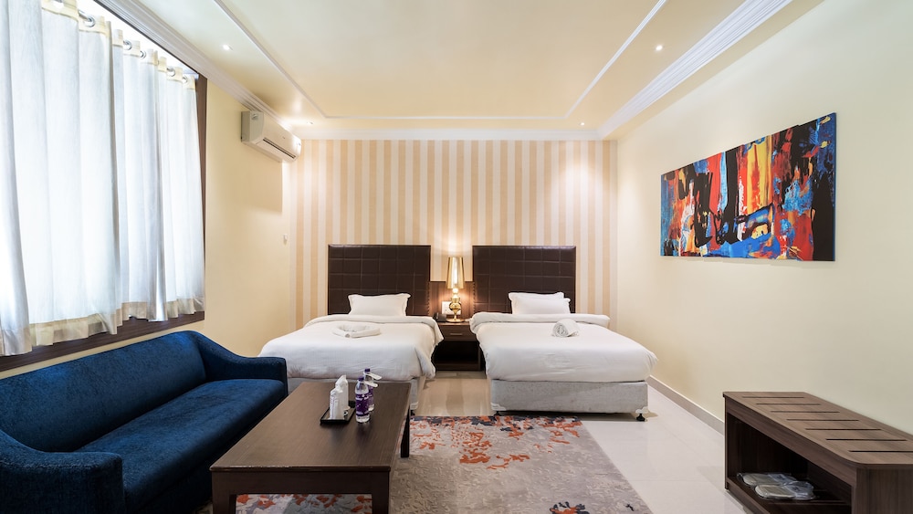 NIRANJANA HOTEL 37/50