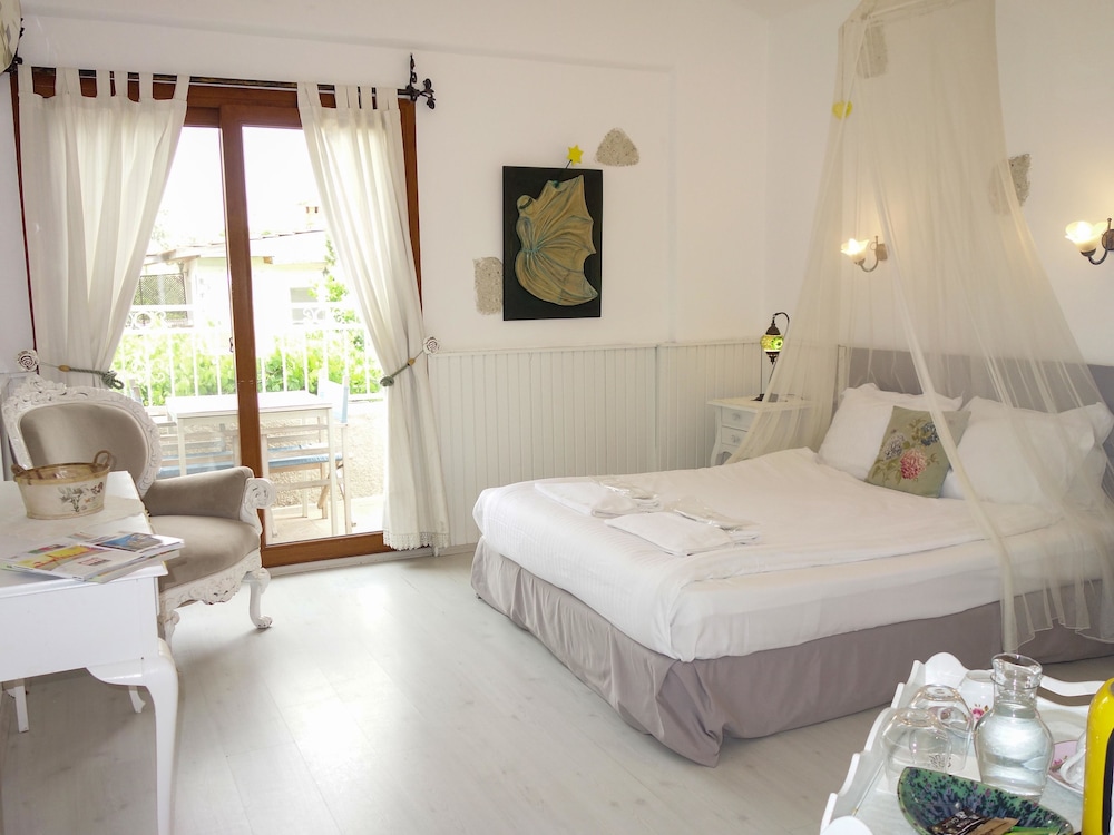 Peri Art Hotel 11/43