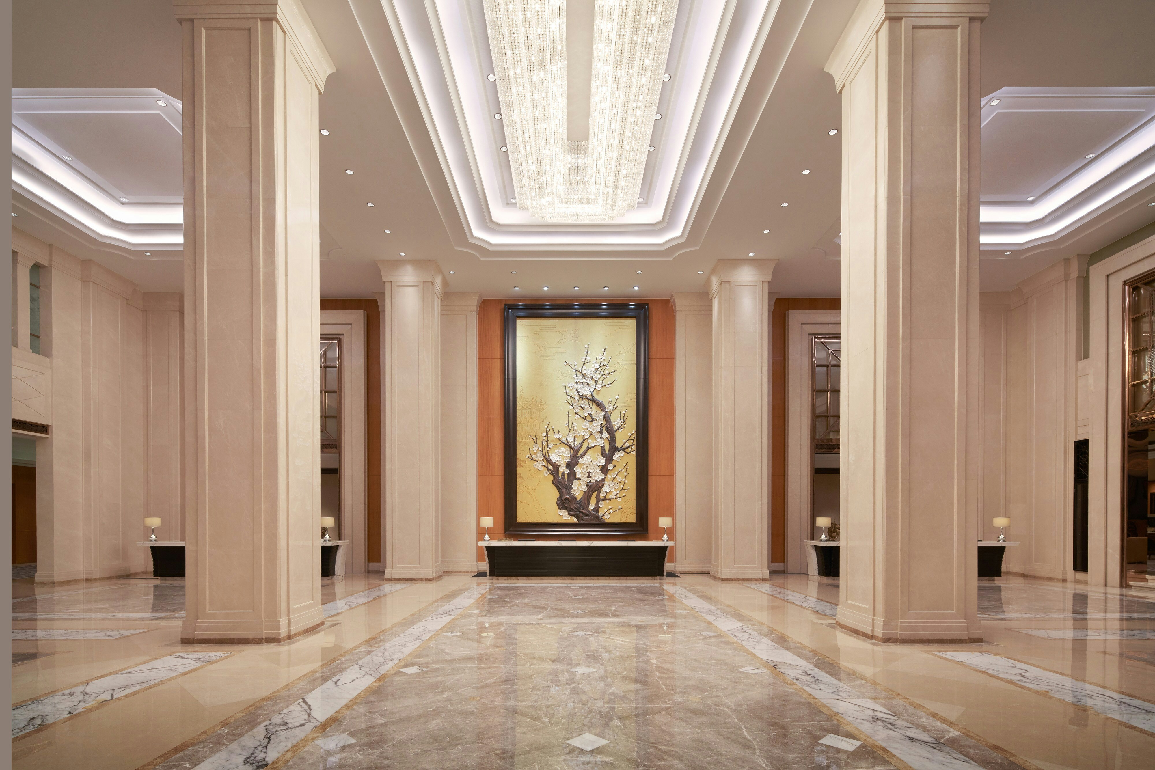 Sheraton Grand Wuhan Hankou Hotel 1/25