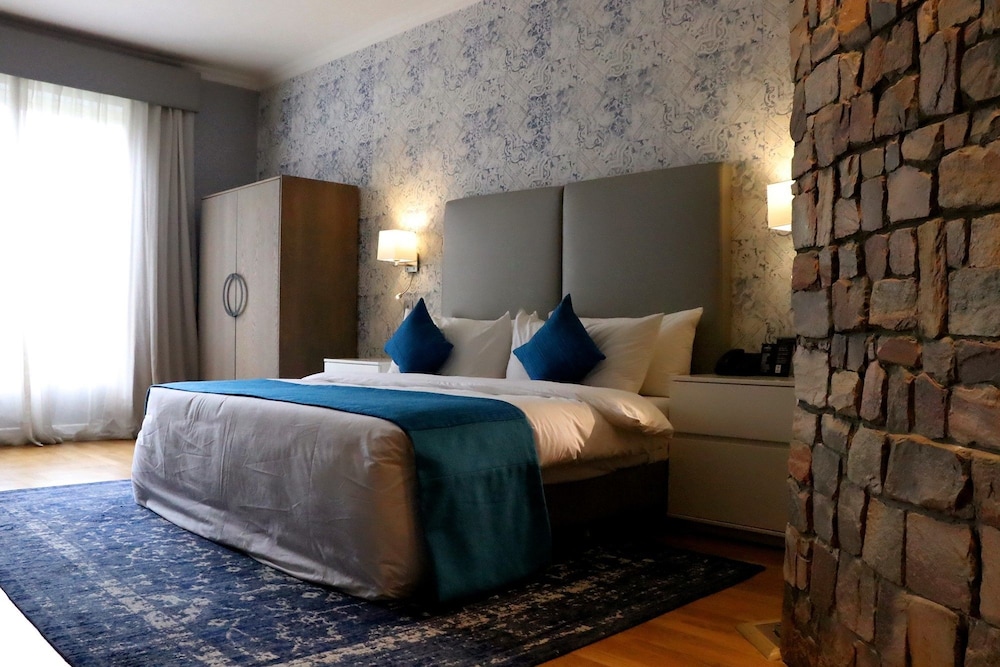 Leola Hotel Lkeja 11/47