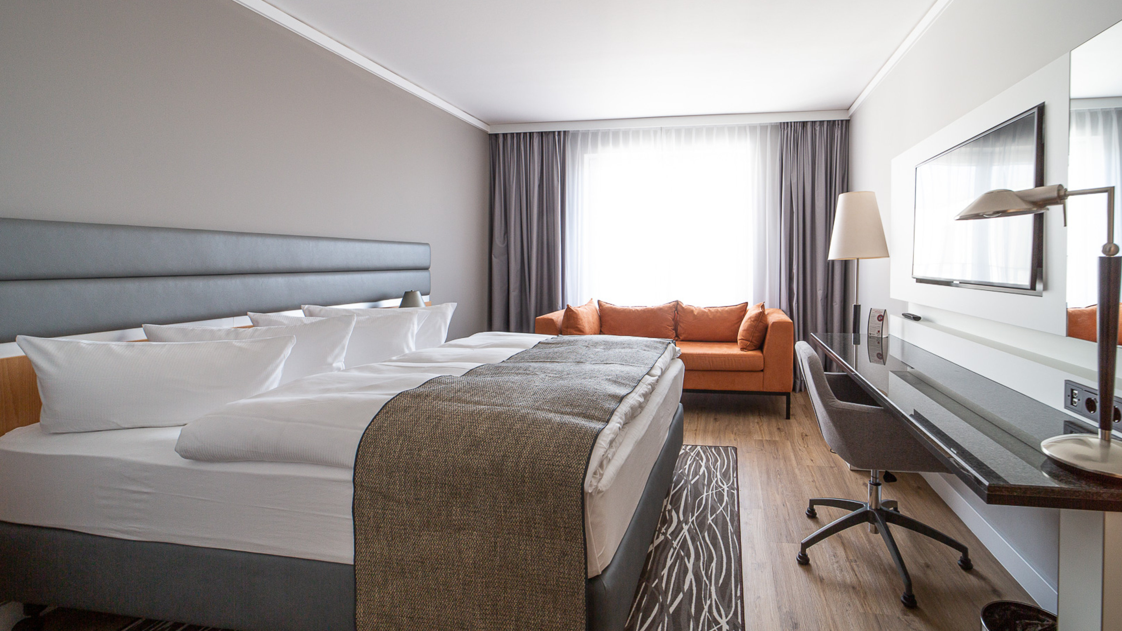 Holiday Inn Berlin Airport Conference Centre Formerly Holiday Inn Berlin International Airport 21/75