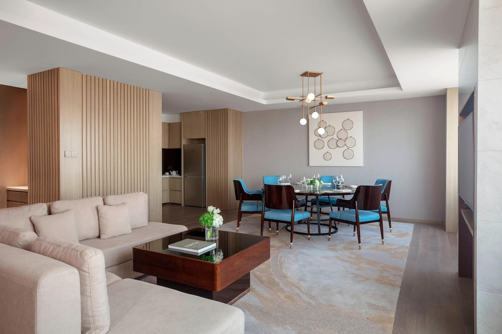 Shanghai Marriott Hotel Hongqiao 42/63