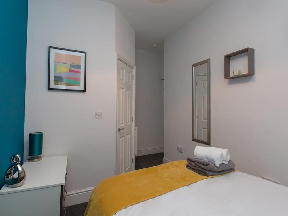 Townhouse @166 Ruskin Rd 14/32