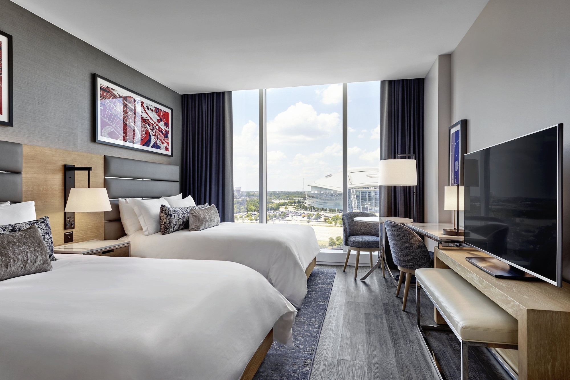 PREMIUM, 2 QUEEN BEDS, ACCESSIBLE