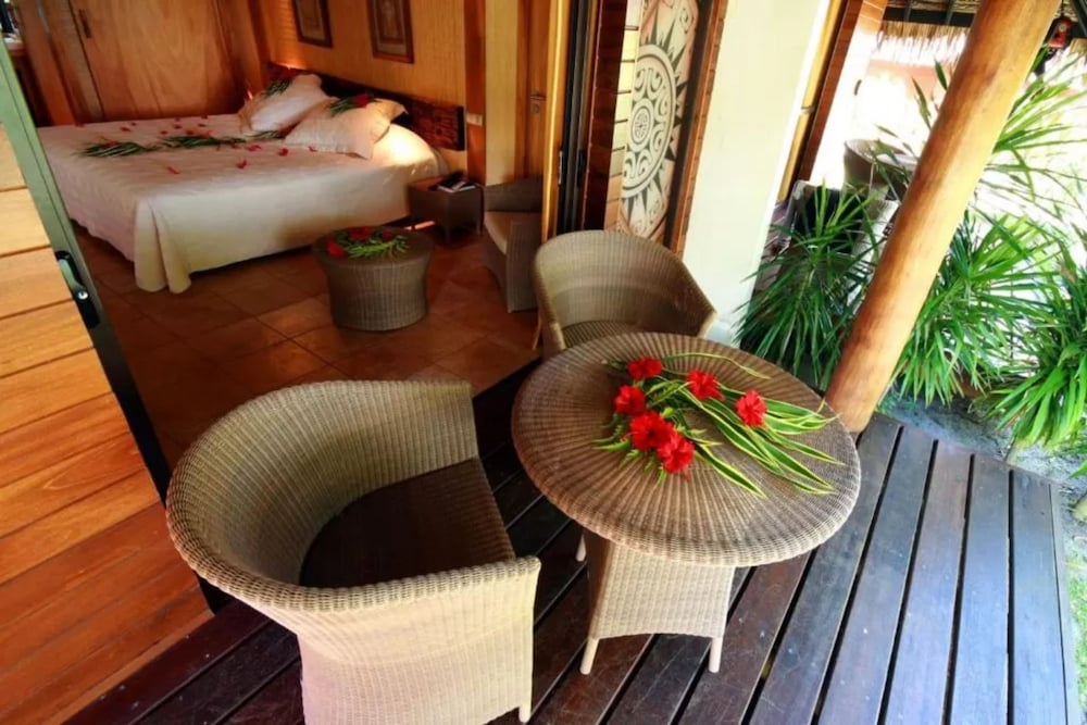 Relais Mahana 12/50