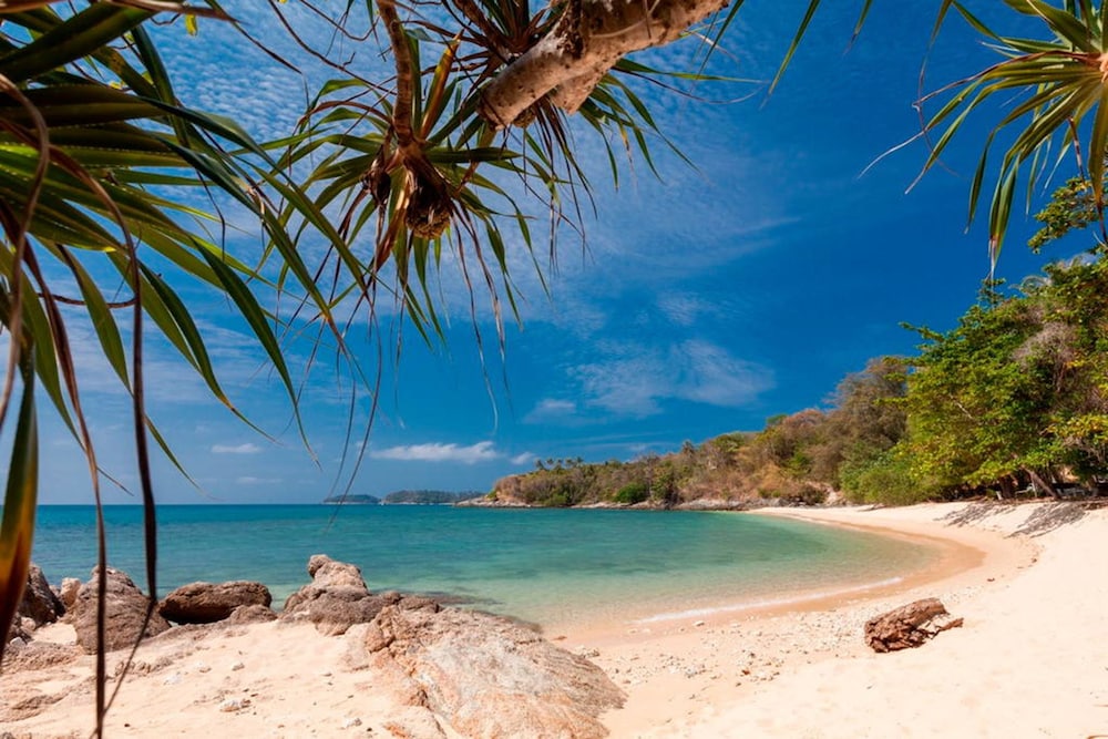 Baan Khunying Villa Secluded Phuket Beachfront 27/40