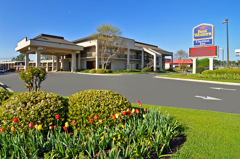 Best Western Colonial Inn 19/21