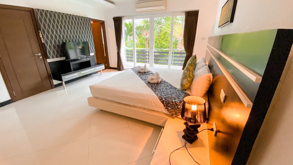 Hidden Palm Pool Villas 20/43