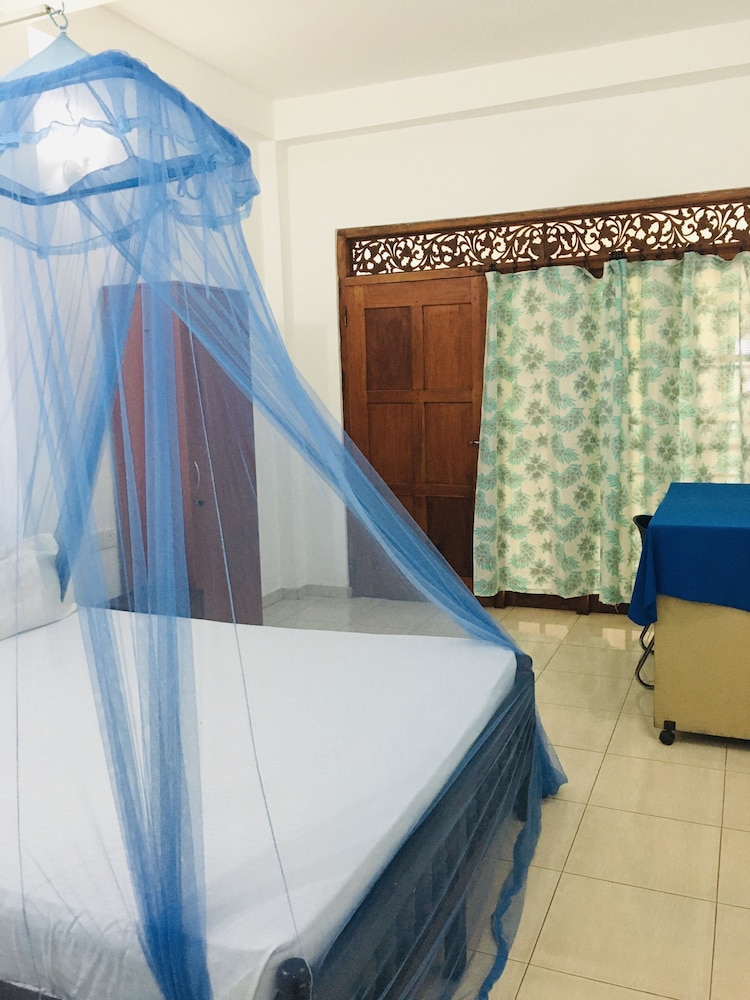 BASIC, DOUBLE BED, OCEAN VIEW