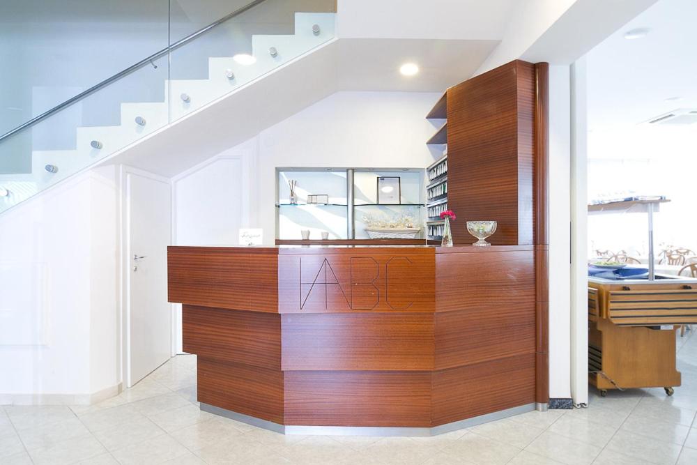 HOTEL ABC 4/55
