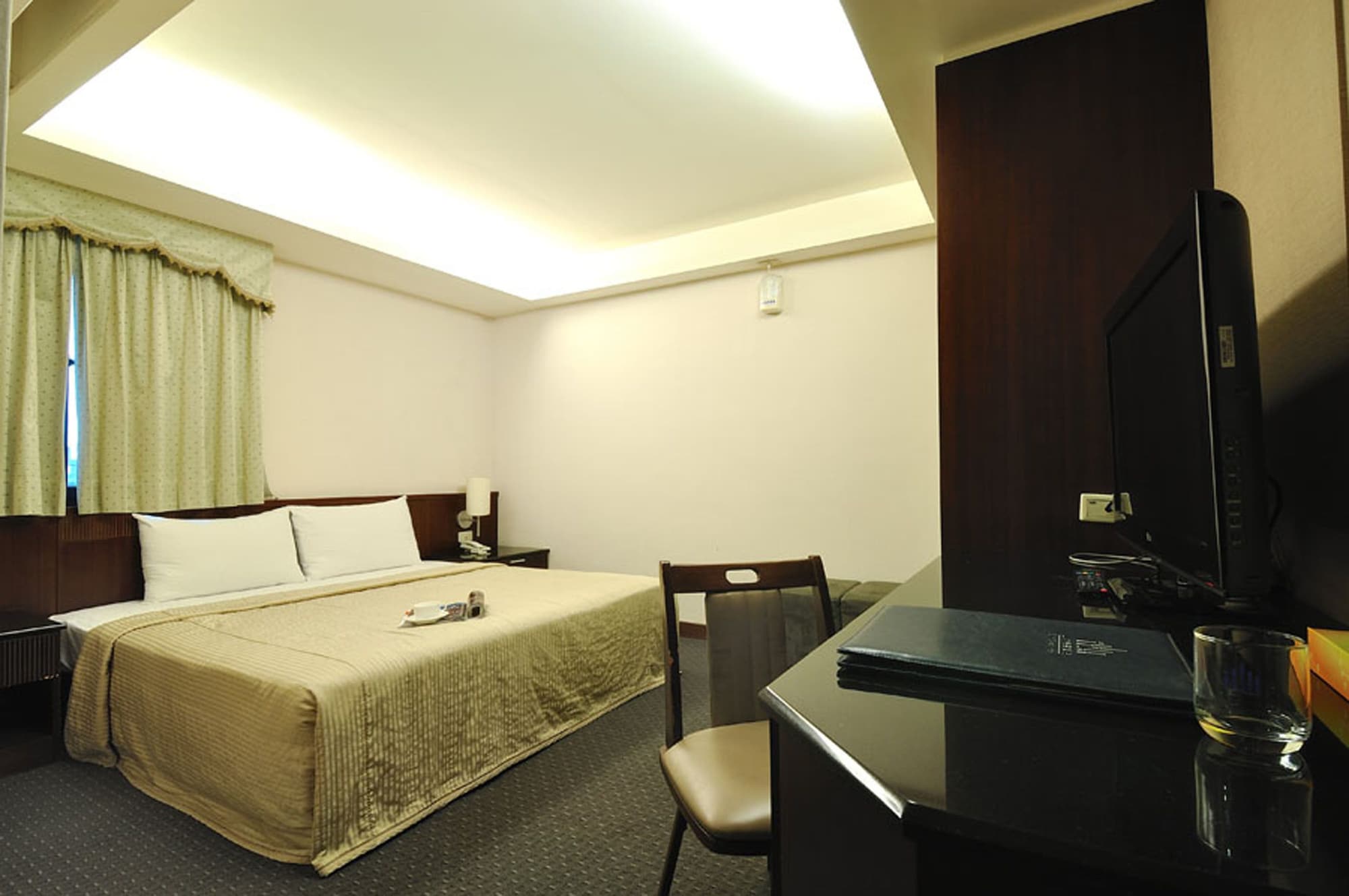 STANDARD, DOUBLE BED