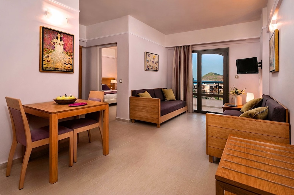 Porto Platanias Village Resort 53/73