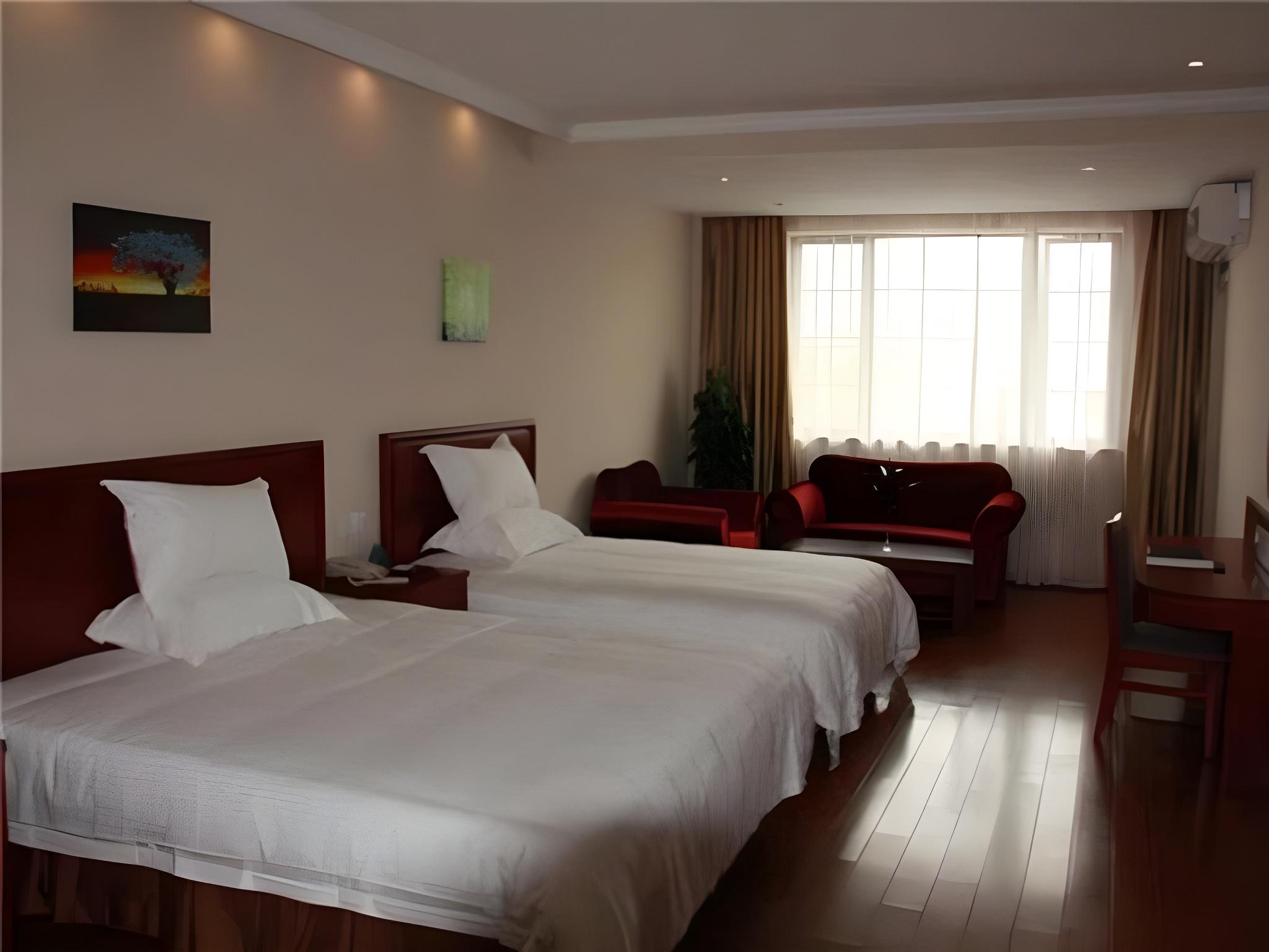 Guest Room, Garden View
