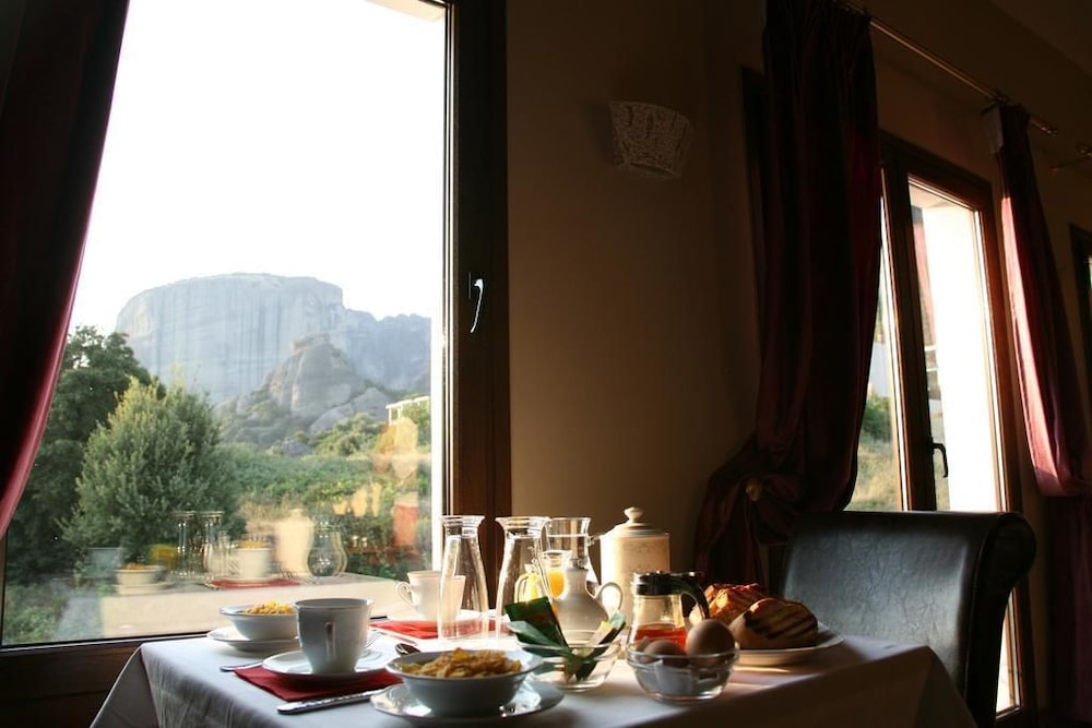 Epavlis Meteora Suites 12/18