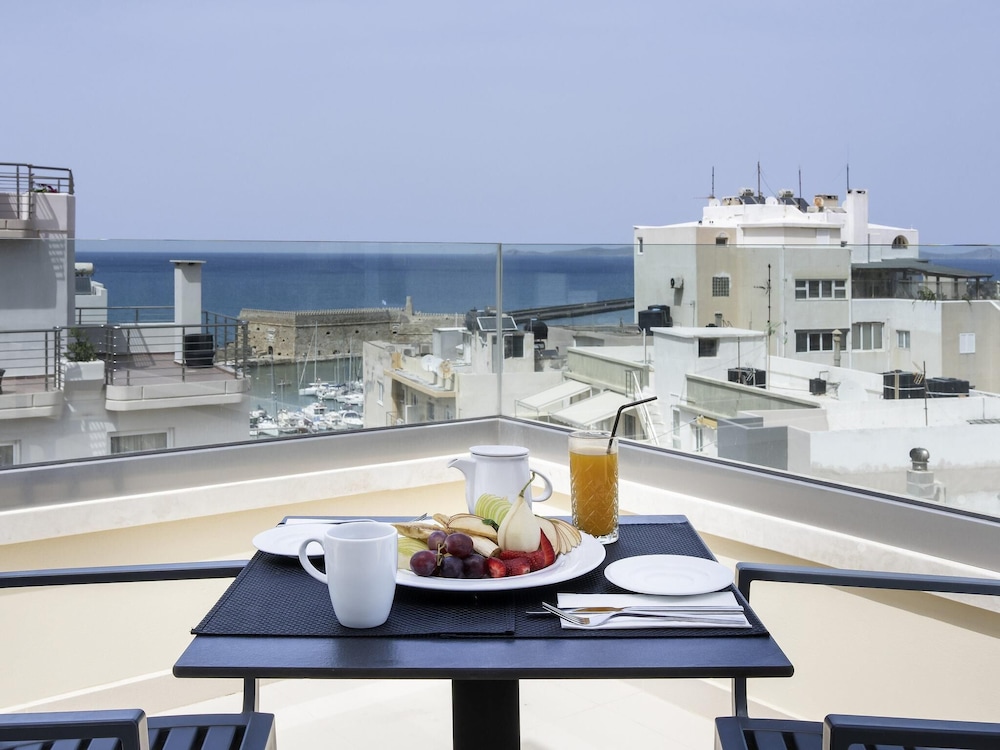 Ibis Styles Heraklion Central 36/50