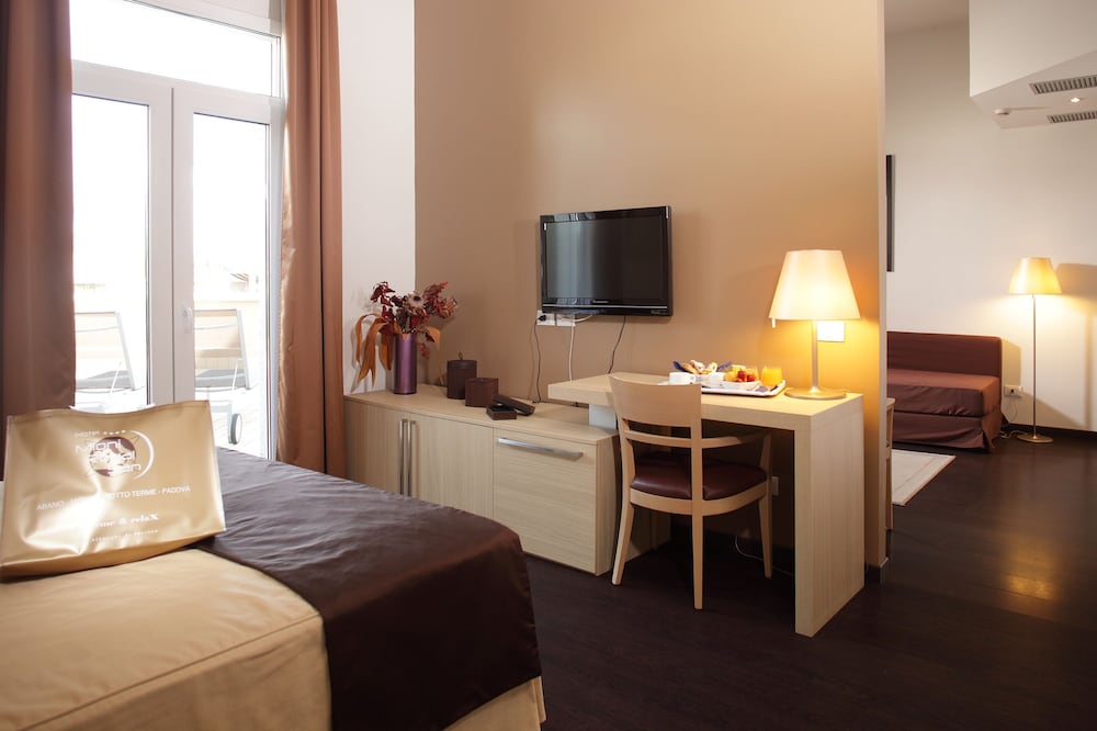 Hotel Mioni Royal San 30/72
