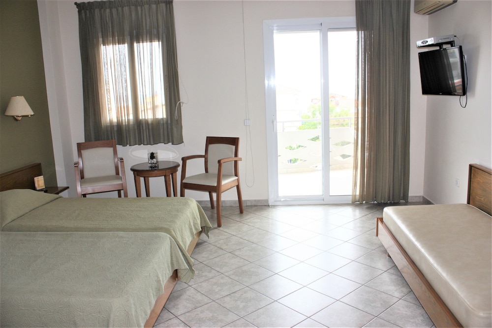 Cariatis Hotel 18/50